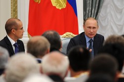 Путин встретился с новым составом ОП Путин встретился с новым составом ОП